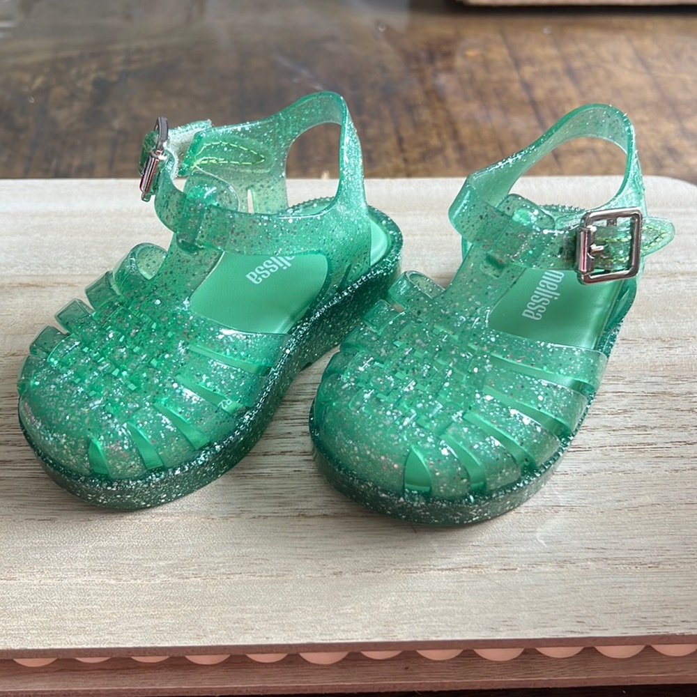 Mini Melissa Possession Green Glitter SIZE 5